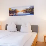 Zweitraum In *