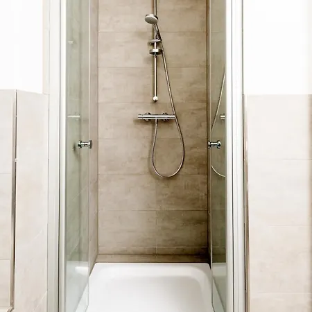 Apartment Zweitraum In *